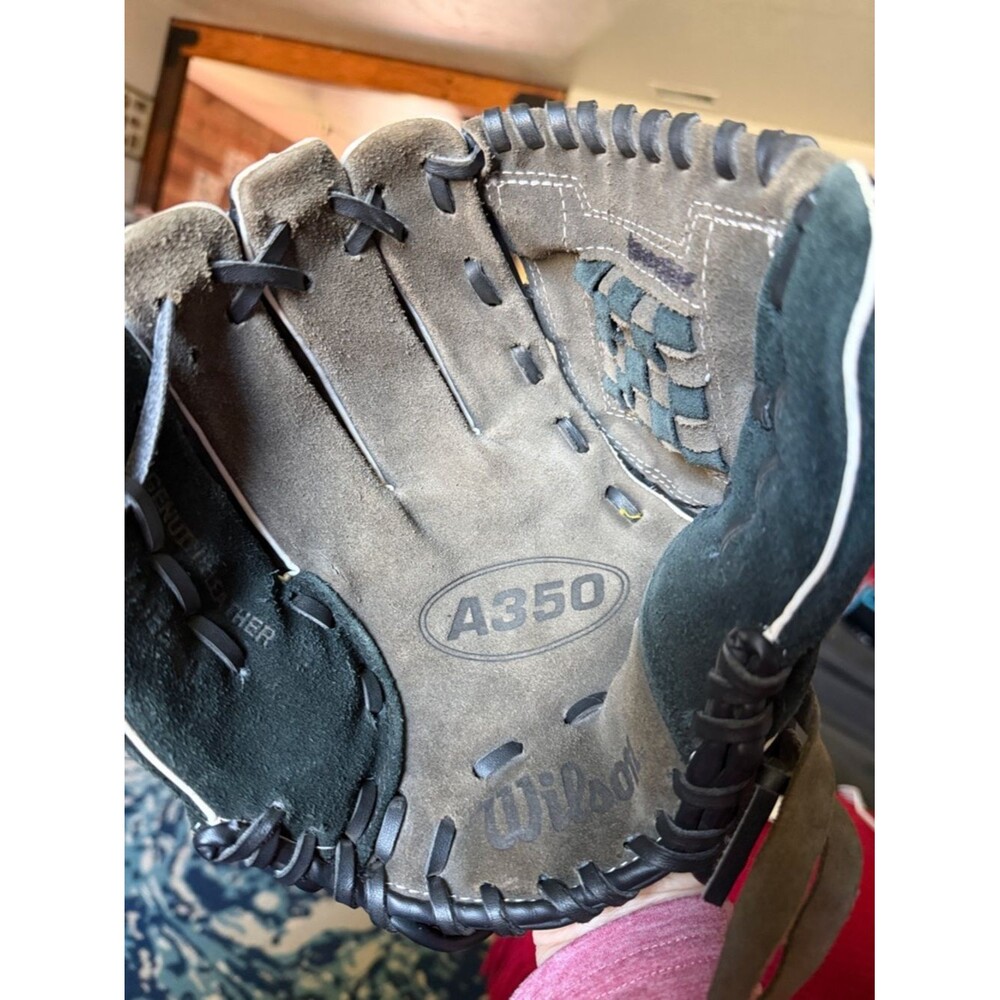 Wilson A350 Gray and Black Youth Baseball Glove size 11